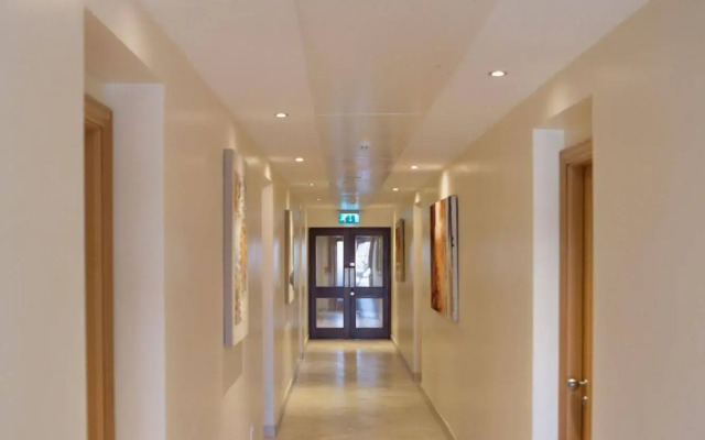 Broc House Suites