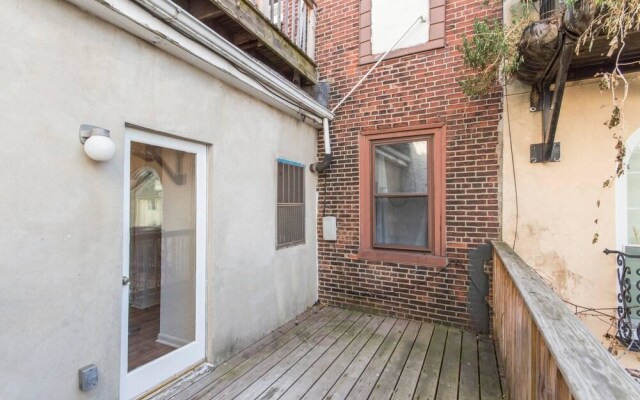 The Royal Studio - Philly's Finest - With Deck