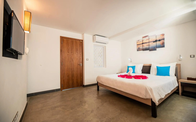 Toparadis Guest House