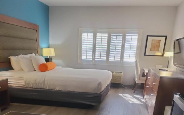 BLVD Hotel & Studios - Walking Distance to Universal Studios Hollywood