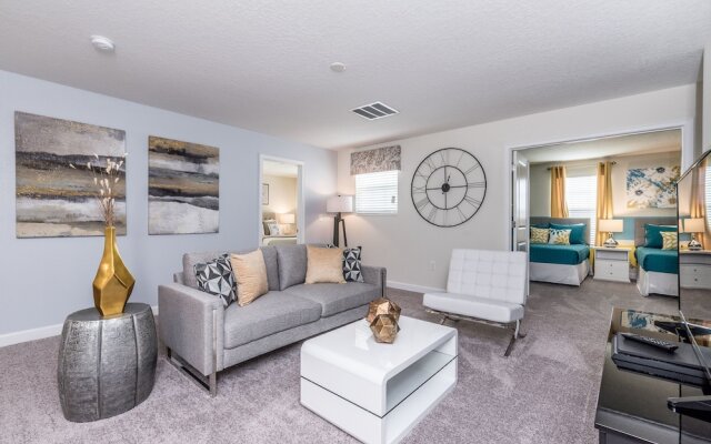 1662 Moonvalley Drive