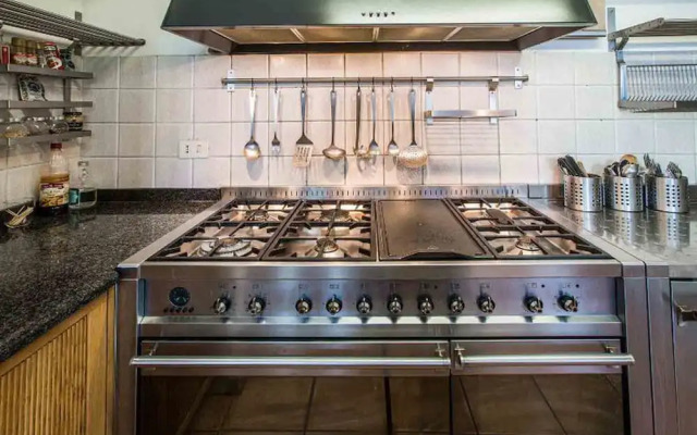 Tinaia-1 Villa, 1116 Beds