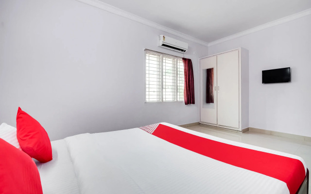 Stay Inn Luxury Service Apartments by OYO Rooms