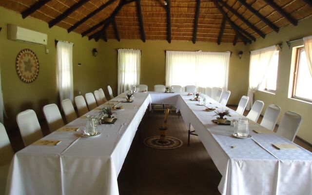 Phokoje Bush Lodge