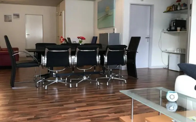 king apartment