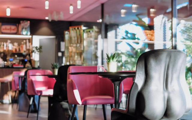 Collini Rooms
