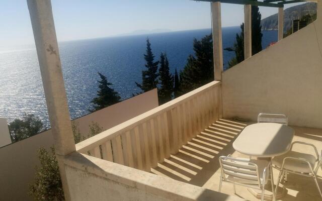 Apartments Dragomil - beautiful sea view