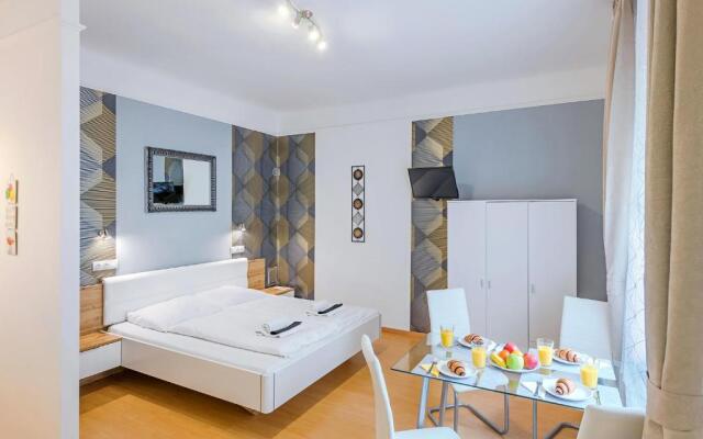 PARKING, AC, WIFI 2 room apartment in the center