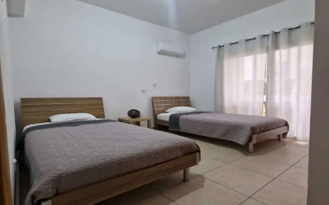 Sunshine Apartment in Pafos