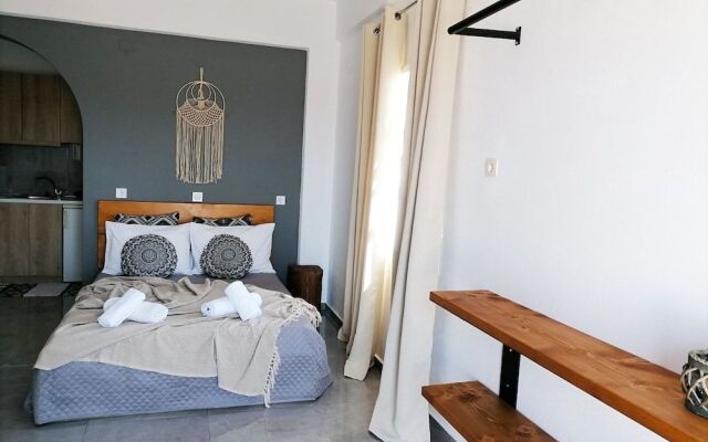 Paros King Luxury Apartments