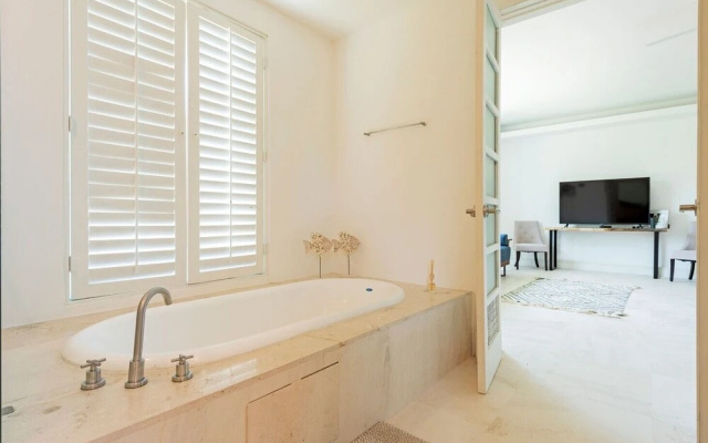Premium 3 Bedroom Condo