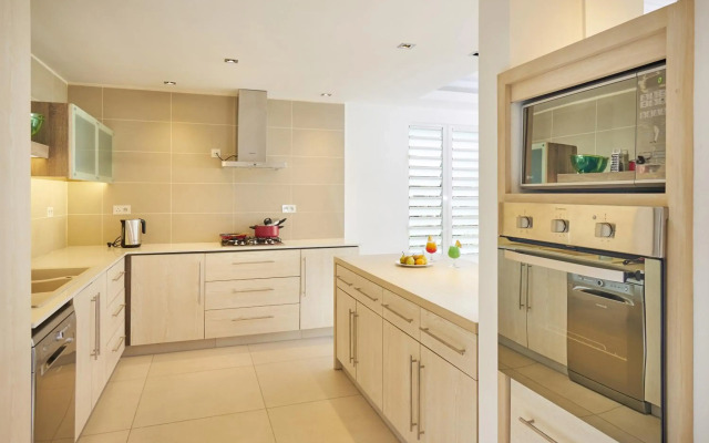 Le Beachclub Serviced Apartments and Villas