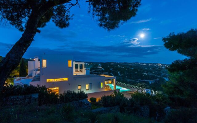 Jeannine's Villa