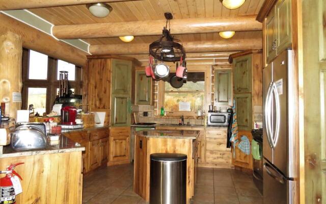 Teton Hostel HideAway
