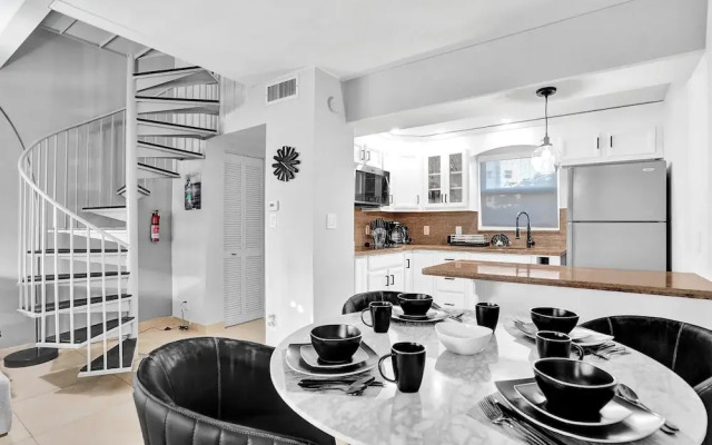 RA Suites