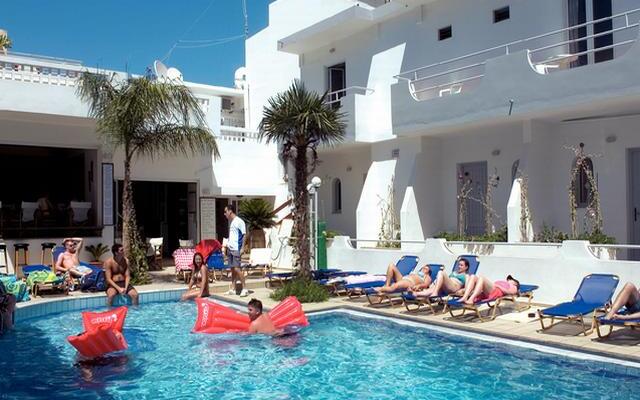 Maistrali Sea View Apartments