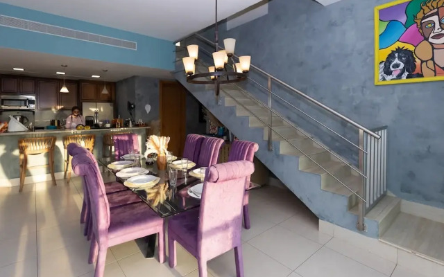 The Penthouse by Acomodo