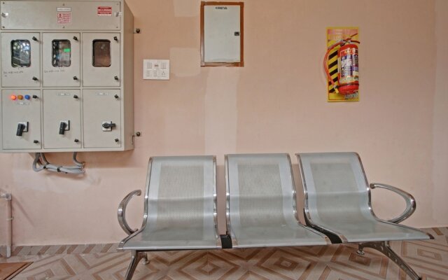 Sri Rugmani Residency by OYO Rooms