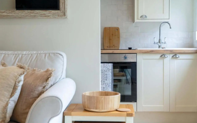 Bayview 3 - 2 Bedroom Chalet - Bayview Oxwich