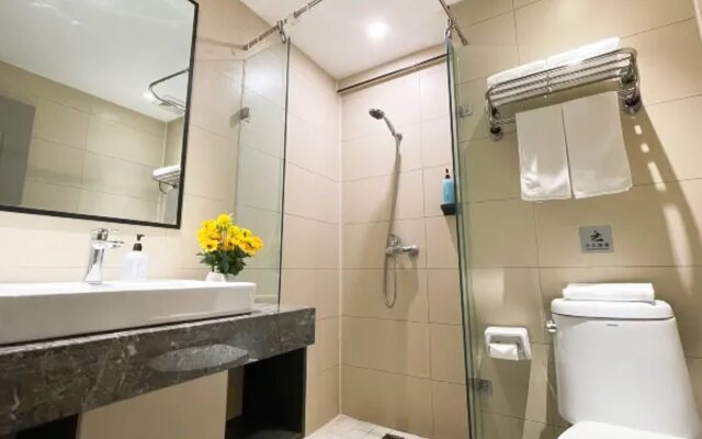 Homeinn Hotel (Yuxi People's Hospital Wanda Plaza)