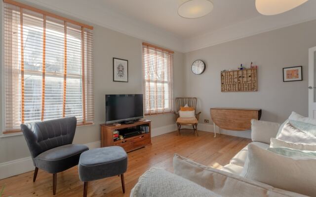 Beautiful 1 Bedroom Flat in Stoke Newington