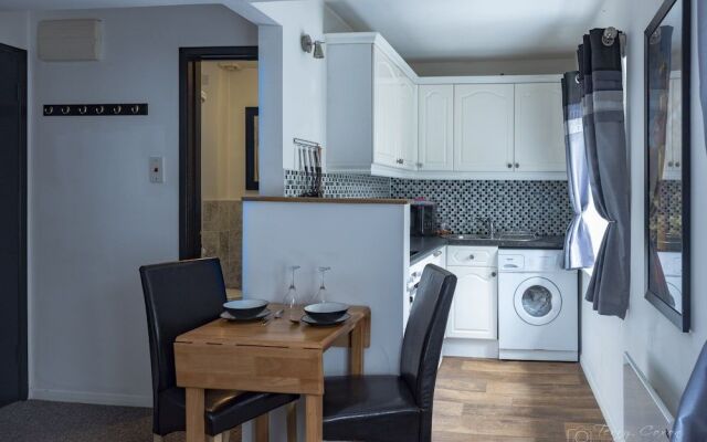 The Suite at Whitelane Lets