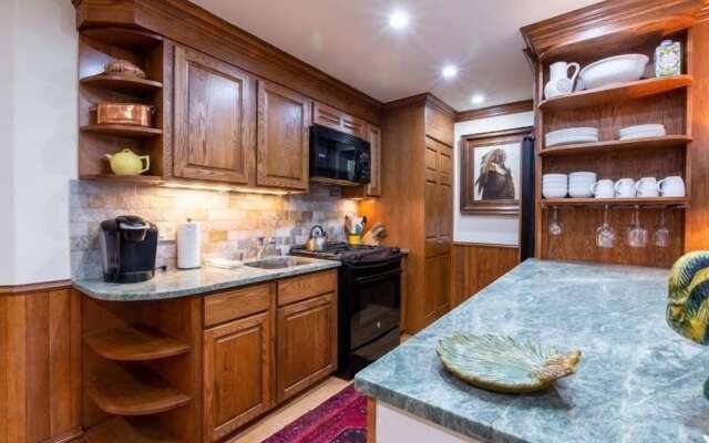 Texas Townhome Condos - 3 Minutes Walk to Gondola by RedAwning