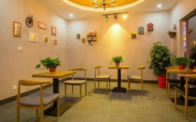 26 Degrees North Latitude hotel