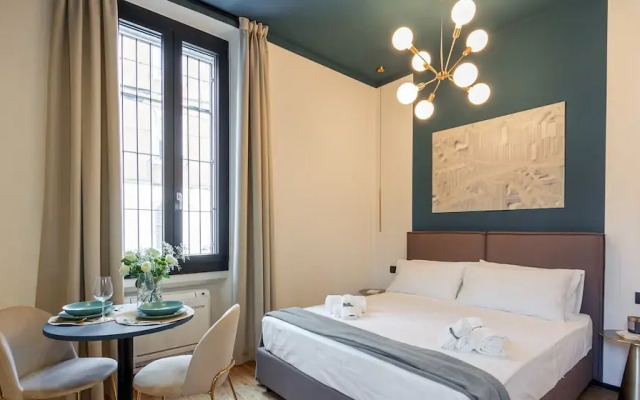 Bright Ground-floor Studio in Milan