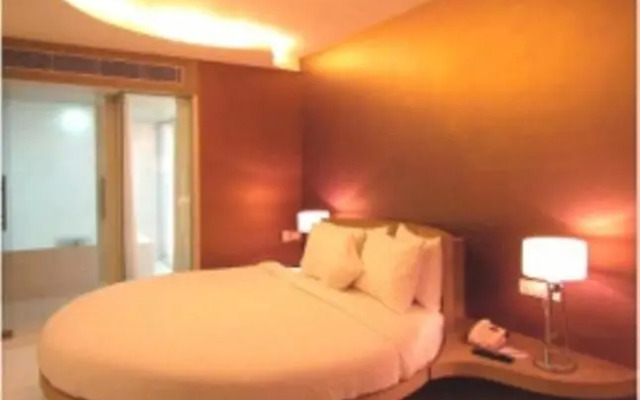 Cocoon Luxury Business Hotel