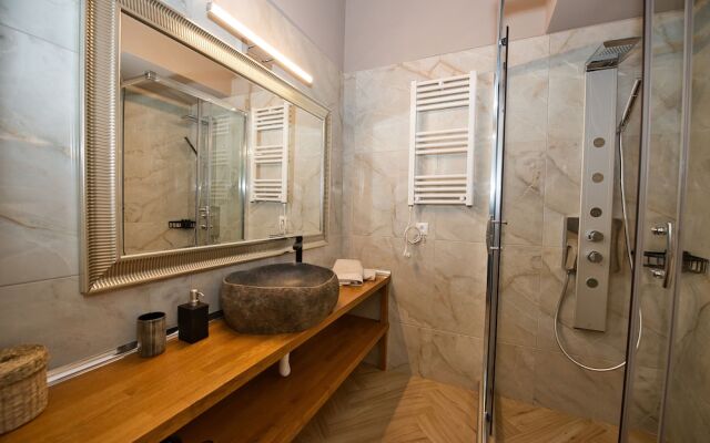 Rastoni Athens Suites near Acropolis