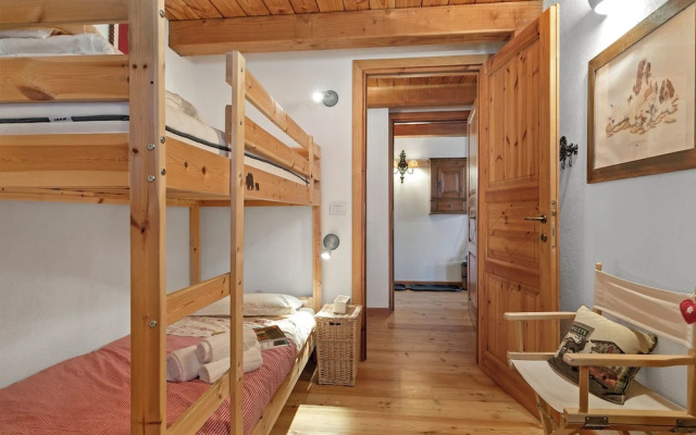 Gleise Lodge apartment