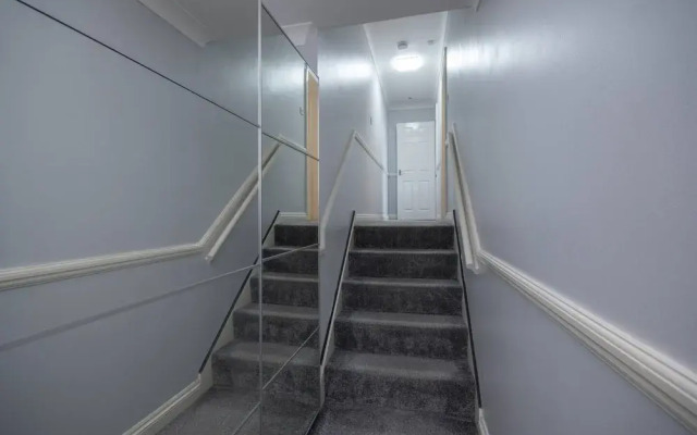 in Bournemouth With 2 Bedrooms and 1 Bathrooms