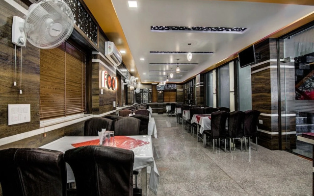 Hotel Jai Palace by OYO Rooms