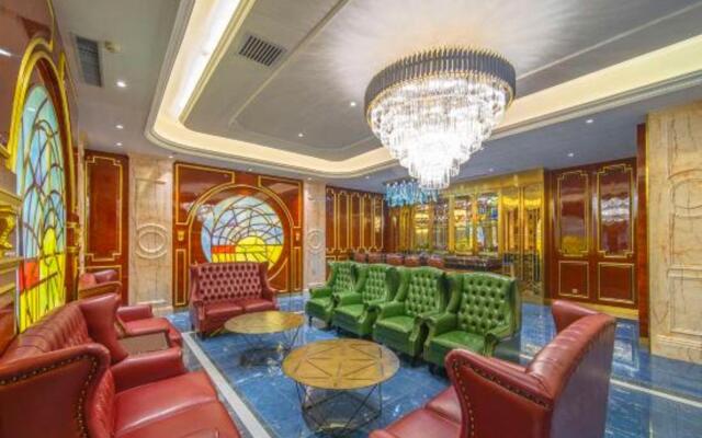 Golden Phoenix Hotel