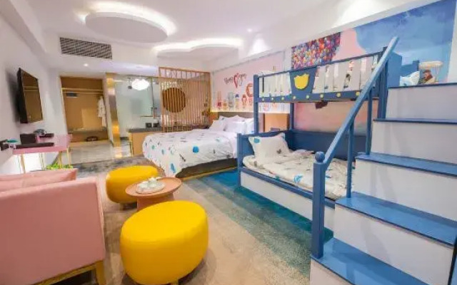 Gold Bay Business Hotel