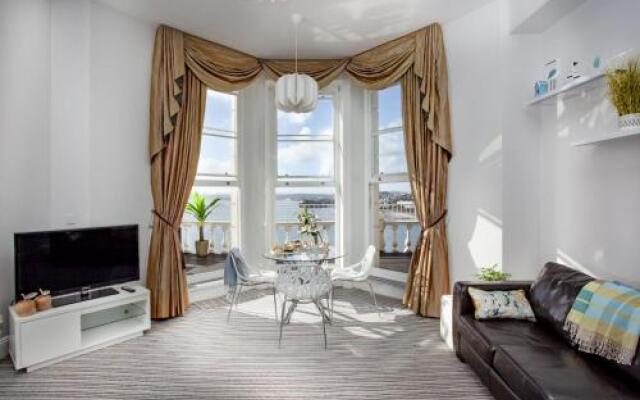 Sea-la-Vie 9 Astor House Torquay