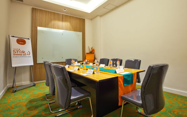 HARRIS Hotel & Conventions Denpasar Bali