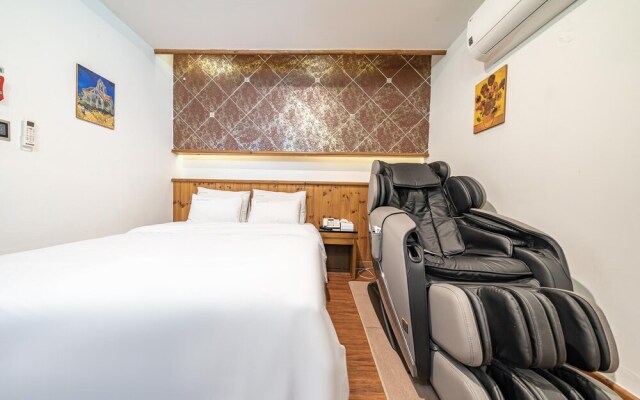 Chungju Toronto Hotel