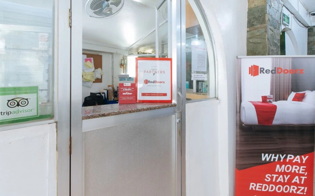 RedDoorz Plus @ Lagoon Beach Resort Zambales