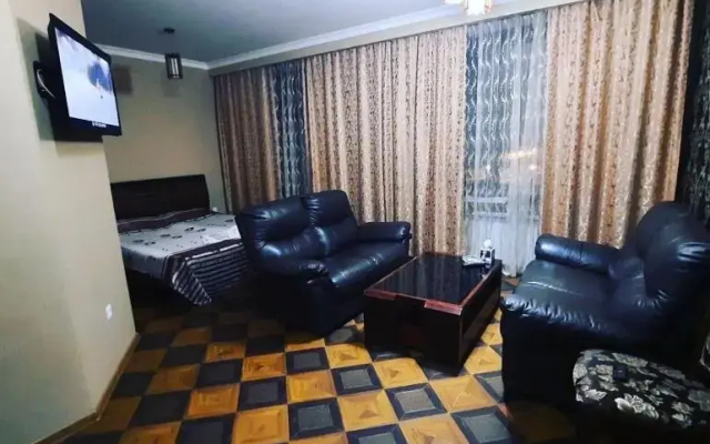 Golden Hotel