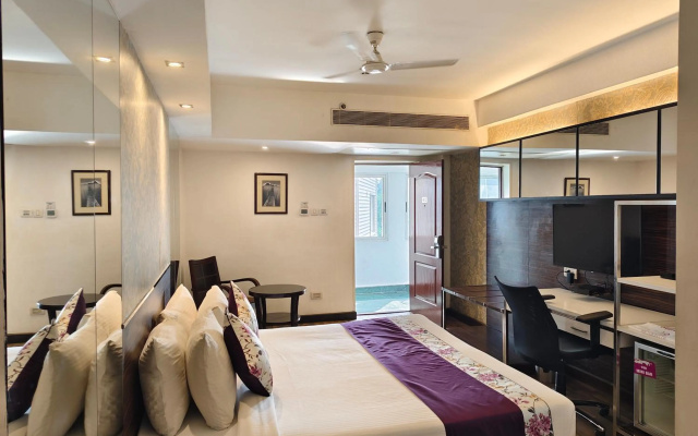 Regenta Place Bangalore, Cunningham Road – Guest Rooms – Bangalore