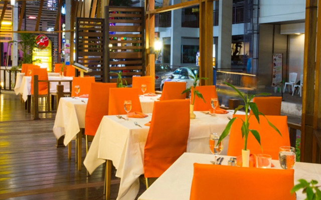 Eastiny Plaza hotel
