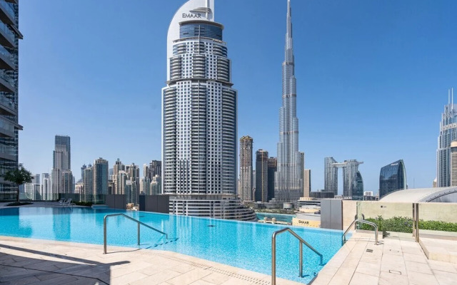 The Lofts Towers by Deluxe Holiday Homes