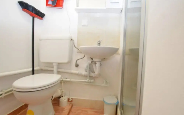 Comfortable and Compact Lodge