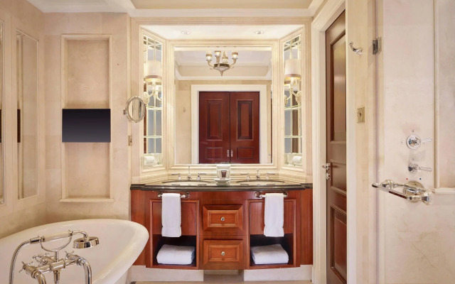 The Ritz-Carlton, Guangzhou