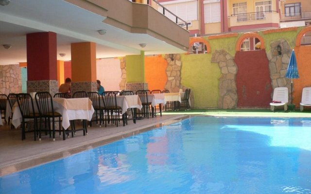 Kleopatra İkiz Otel