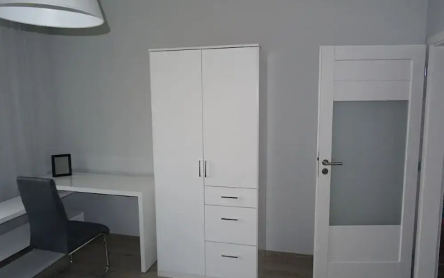 Alisa Apartments