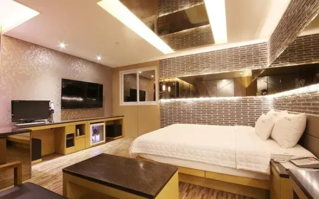 Gyeongju Bomun CL Hotel