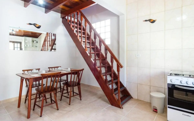 Bh 12: Casa Com Piscina, Perfeita E Bem Localizada!!!